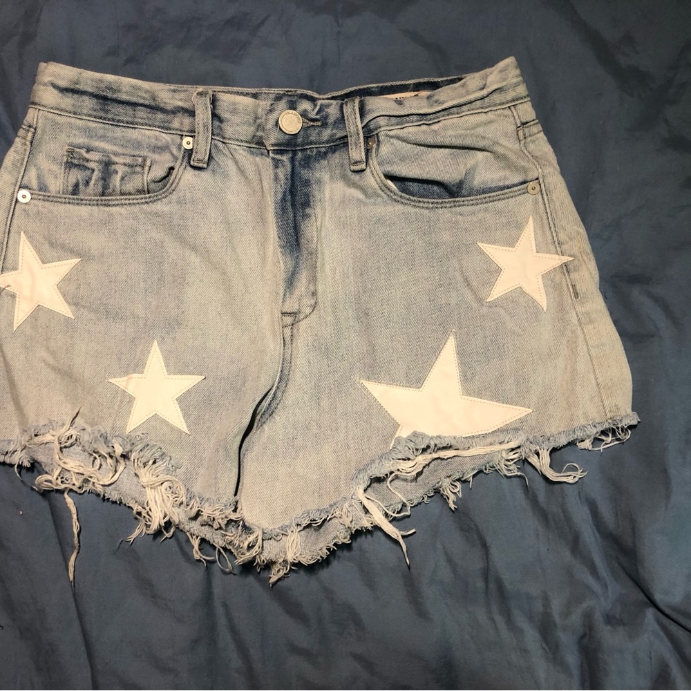 Blank NYC Light Blue Denim Shorts with White Star Appliqués 28